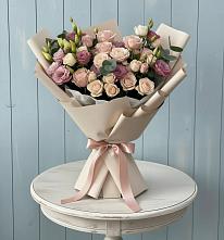 Букет цветов из:  Розы и Лизиантусы в Каново