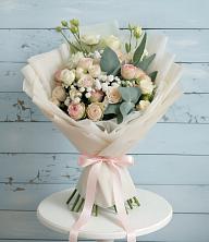 Букет цветов из:  Розы и Лизиантусы в Каново