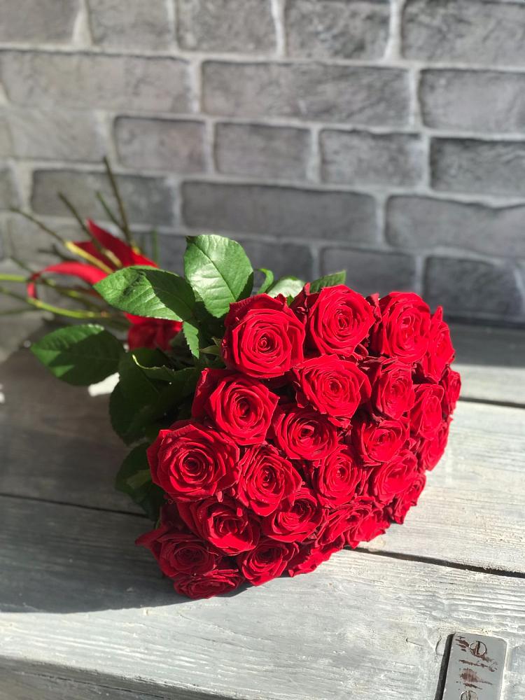 Букет Красные розы Фридом в Каново