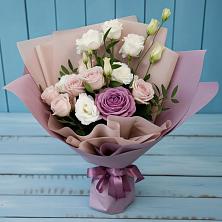 Букет цветов из:  Розы и Лизиантусы в Каново