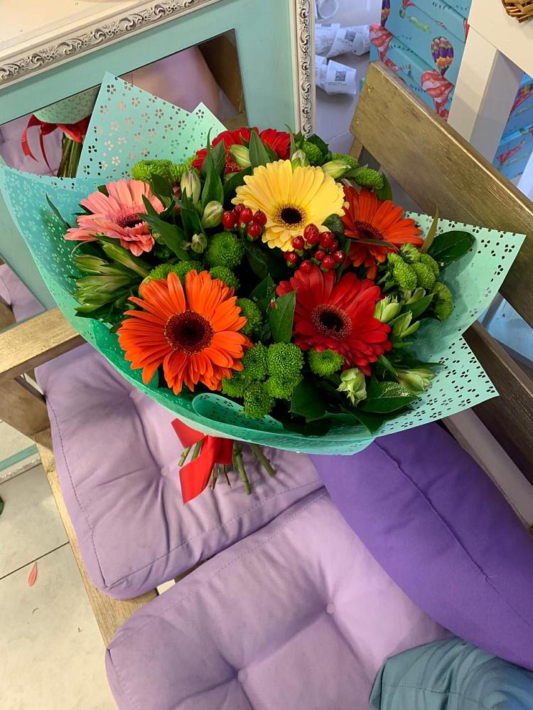 Букет цветов из: Герберы, Хризантемы и Альстромерии в Каново