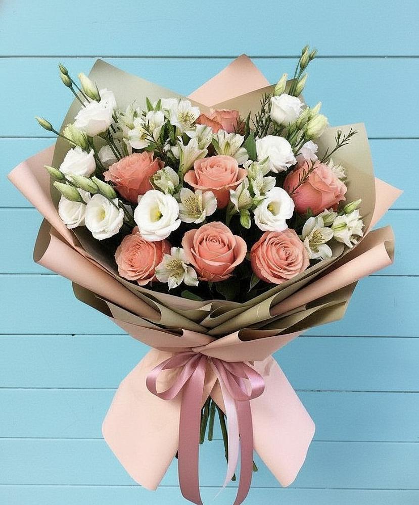 Букет цветов из: Розы, Альстромерии и Лизиантусы в Каново