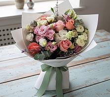 Букет цветов из:  Розы, Лизиантусы и Гвоздики в Каново