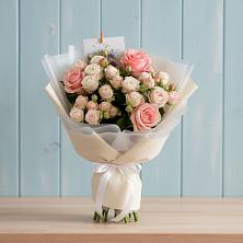 Букет цветов из:  Розы в Каново
