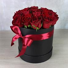Цветочная композиция из Розы в шляпной коробке в Каново