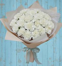 Букет цветов из:  Гвоздики в Каново