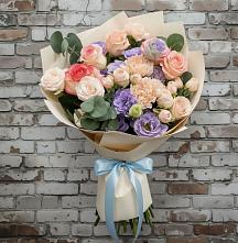 Букет цветов из:  Розы, Лизиантусы и Гвоздики в Каново