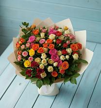 Букет Микс из разноцветных кустовых роз в Каново